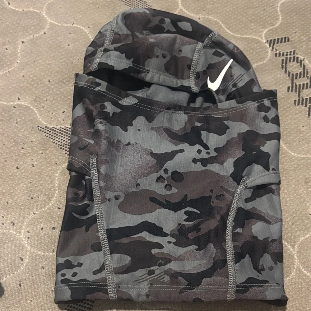 Nike Kids Camo Face Mask - Black and Gray